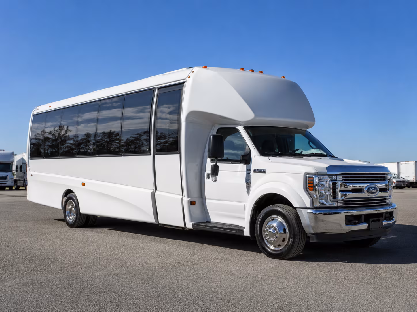rialto charter buses for concerts and shows