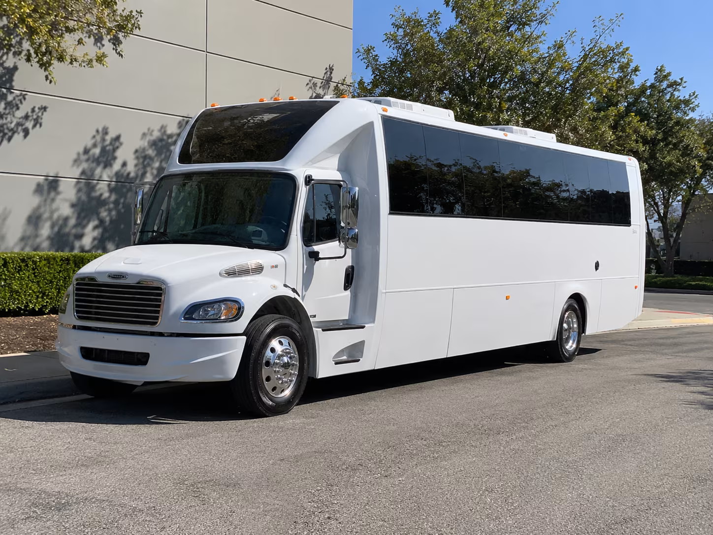 riverside concert bus rentals for groups and fans