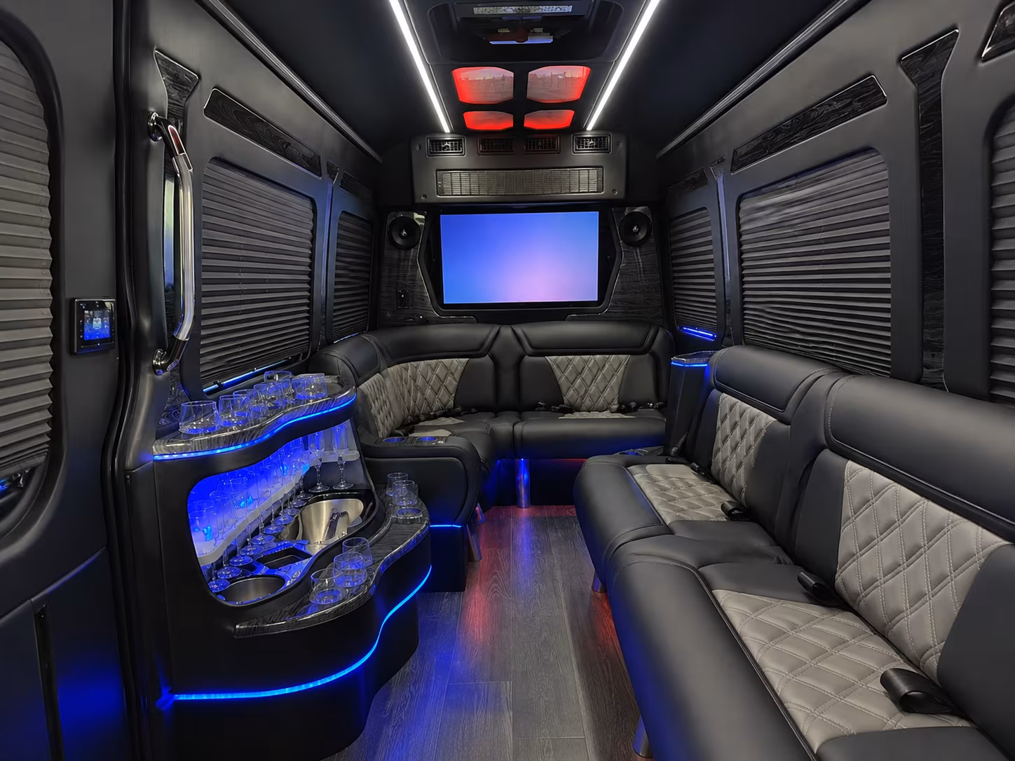 sanbernardinocharterbuscompany com helps you arrange airport shuttles for military and government travelers at ont